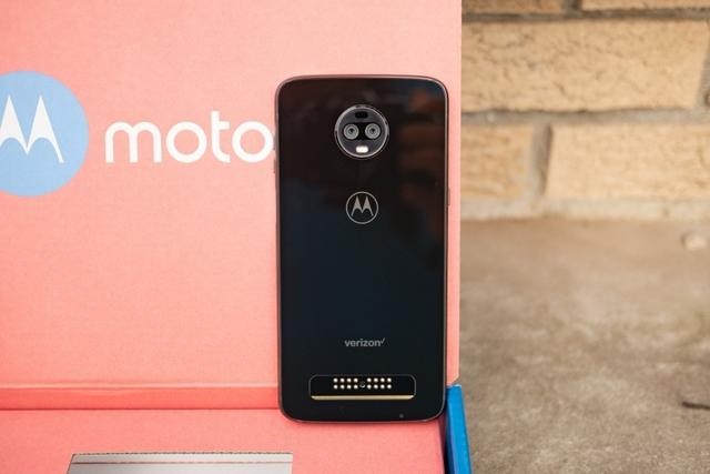 聯想motoz4首曝屏佔比超高搭載1億攝像頭