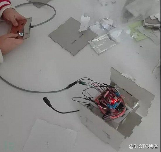 盒仔机器人DIY过程（电路+程序） 捷配pcb打样