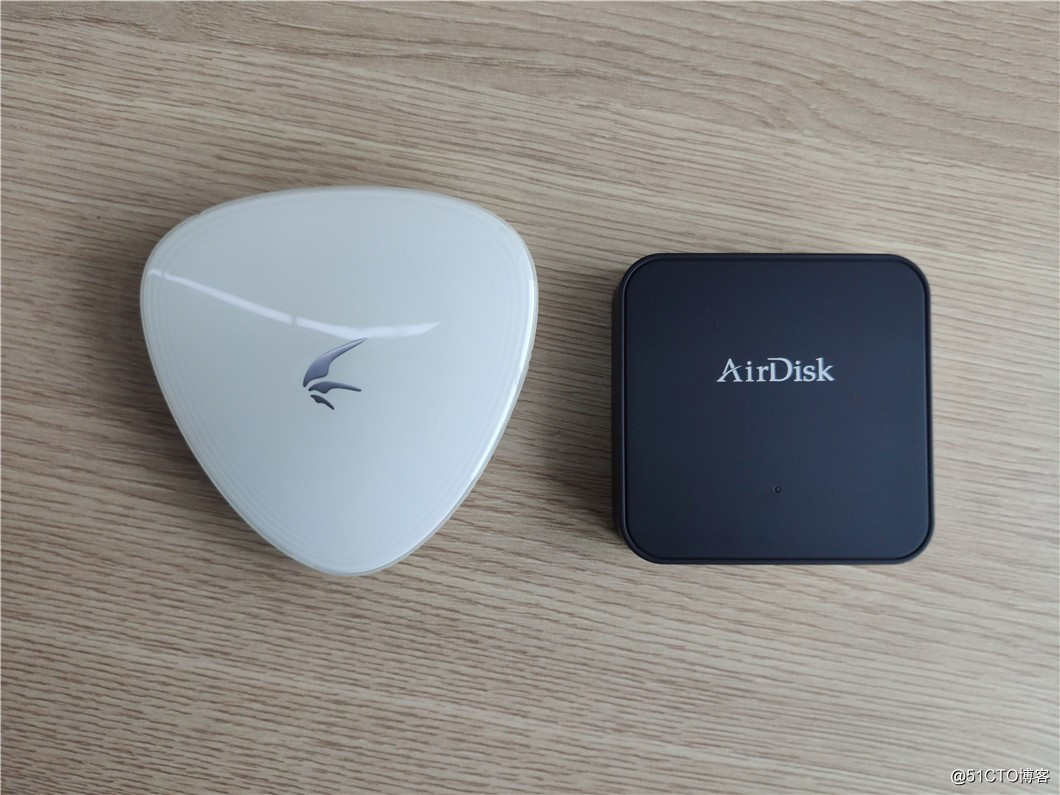 AirDisk存宝Q2 网盘转接器 移动硬盘伴侣NAS私有云
